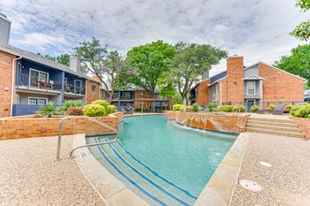 Small pool area